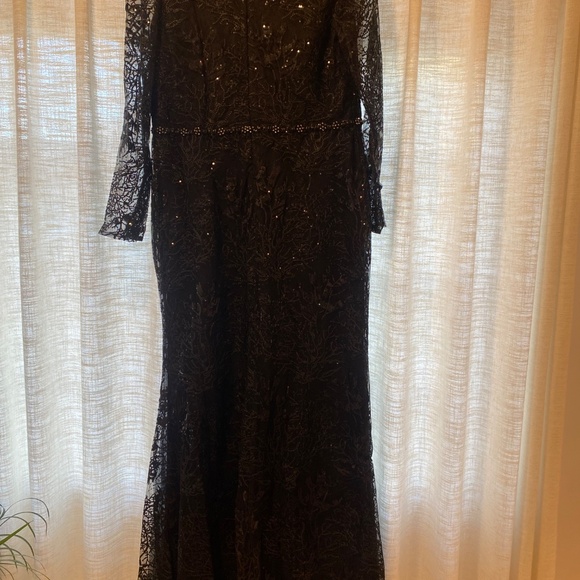 NWOT MAC Duggal Black Embellished High Neck Long Sleeve Gown Style #68011 - Picture 3 of 8
